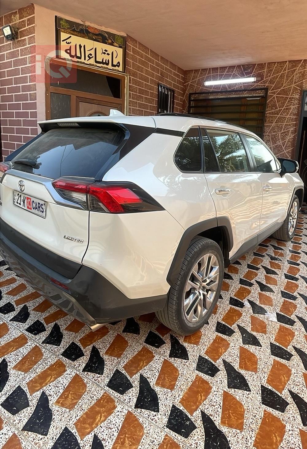 تويوتا راف 4